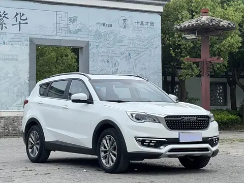 2019 Jetour X7 photo
