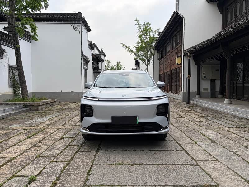 2025 Jetour L9
