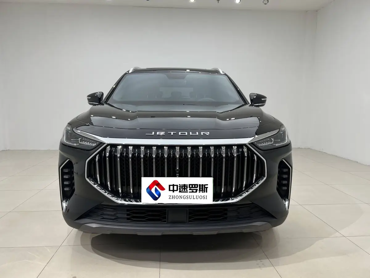 JETOUR X70 PLUS 2023 1.5T DCT Brave PLUS 5-seater photo