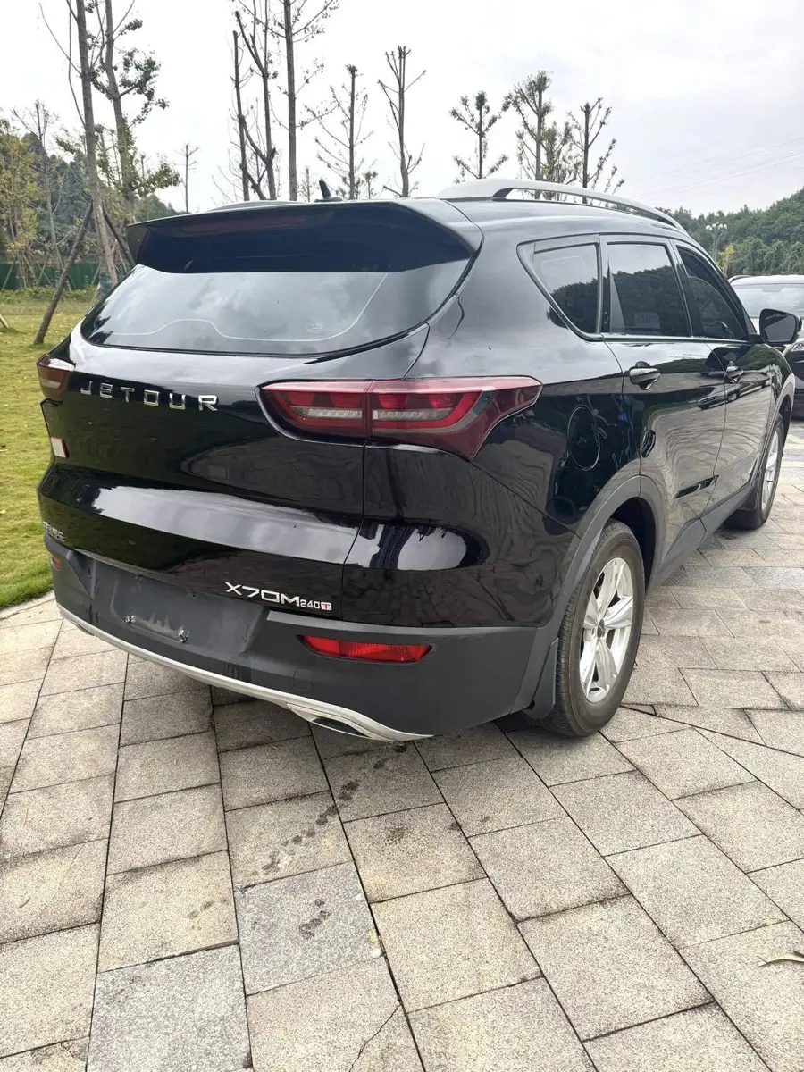 JETOUR X70M 2020 Model 1.5T Manual Elite Partner 5 Seater photo