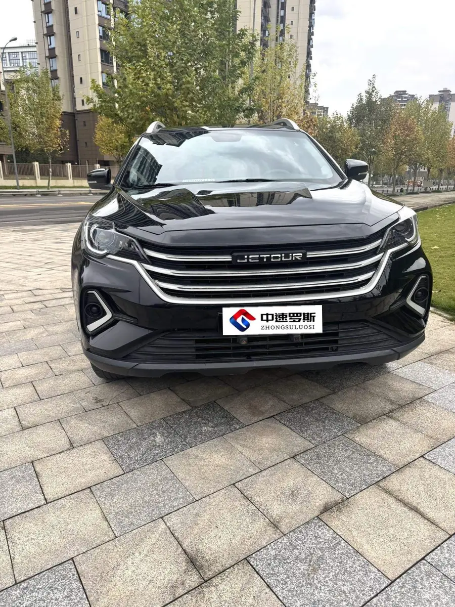 JETOUR X70M 2020 Model 1.5T Manual Elite Partner 5 Seater photo