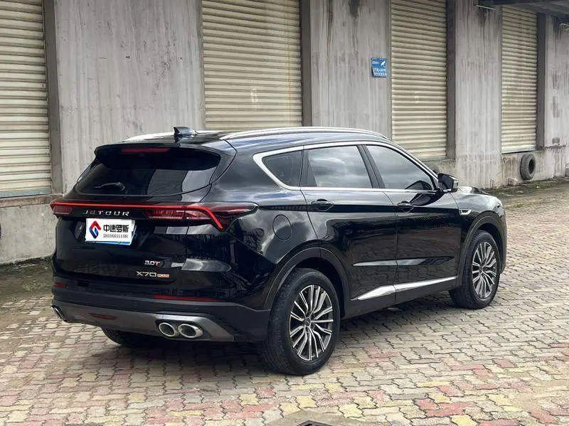 JETOUR X70 PLUS 2023 1.5T DCT Brave PLUS 7-seater photo