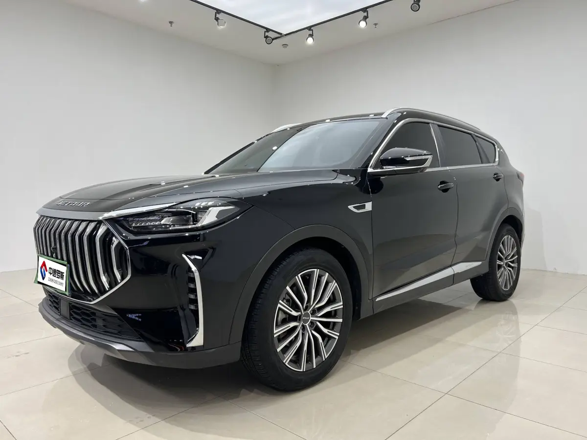 JETOUR X70 PLUS 2023 1.5T DCT Brave PLUS 5-seater
