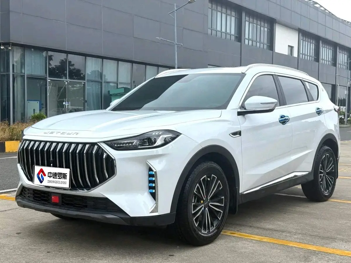 JETOUR X70 PLUS 2023 1.5T Manual Brave 5 Seaters