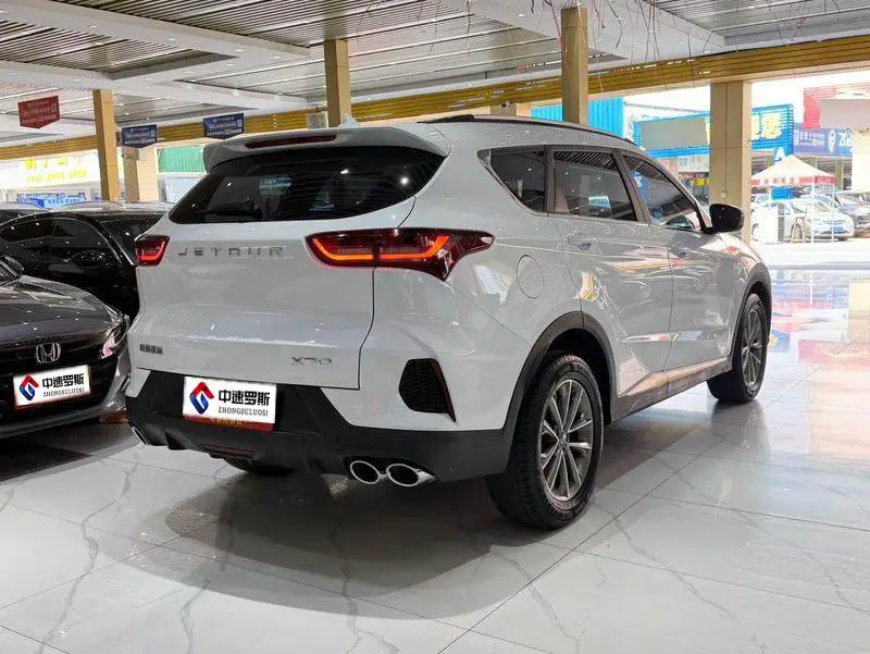 Jetour X70 2025 1.5T DCT Beyond PRO 5-seater photo
