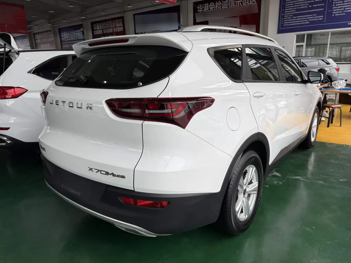JETOUR X70M 2021 1.5T DCT Premium Partner 7-seater photo