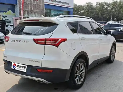 Jetour X70 2018 1.5T Automatic Travel Edition photo
