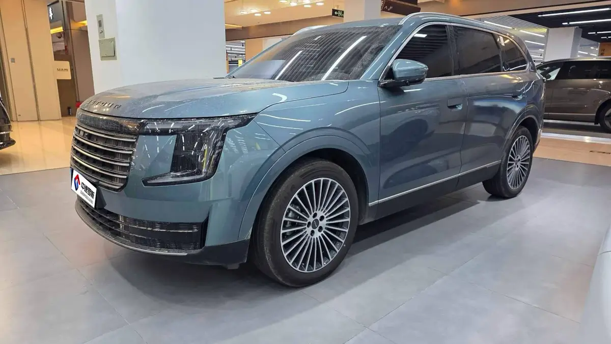 Jetour X70L 2026 2.0TD Automatic Flagship 7-Seater photo