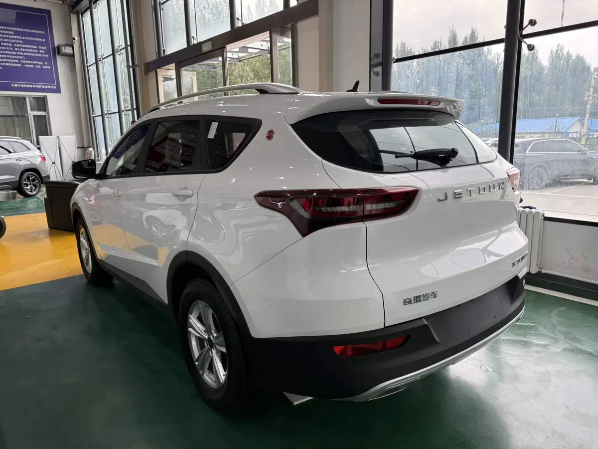JETOUR X70M 2021 1.5T DCT Premium Partner 7-seater photo