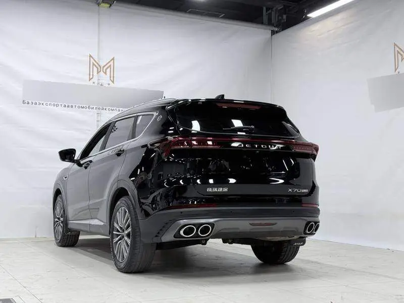 JETOUR X70 PLUS 2023 1.5T DCT Brave PLUS 7-seater photo